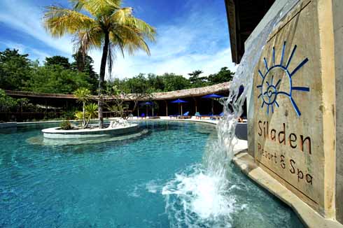 Siladen Island Resort Pool